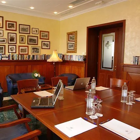 Hotell Vilina 4*